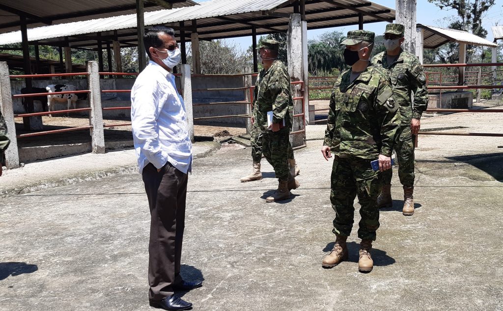 Rector recorre proyectos Sede Santo Domingo, ESPE