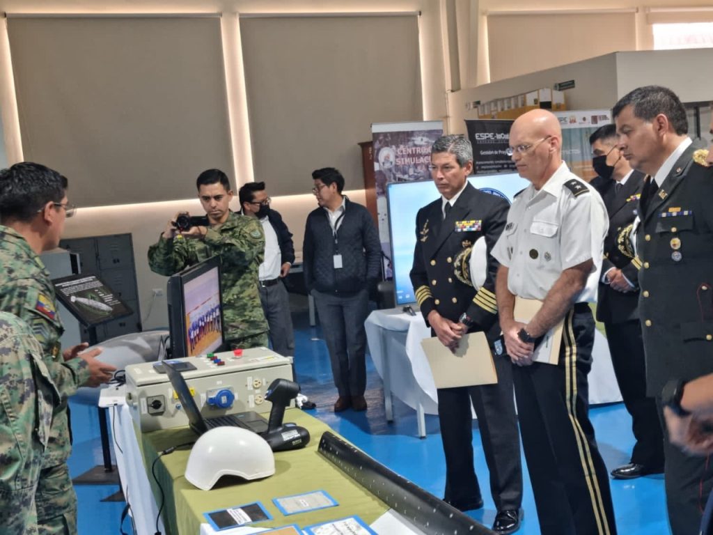 Delegación del Colegio Interamericano de Defensa visita la Universidad de las Fuerzas Armadas-ESPE