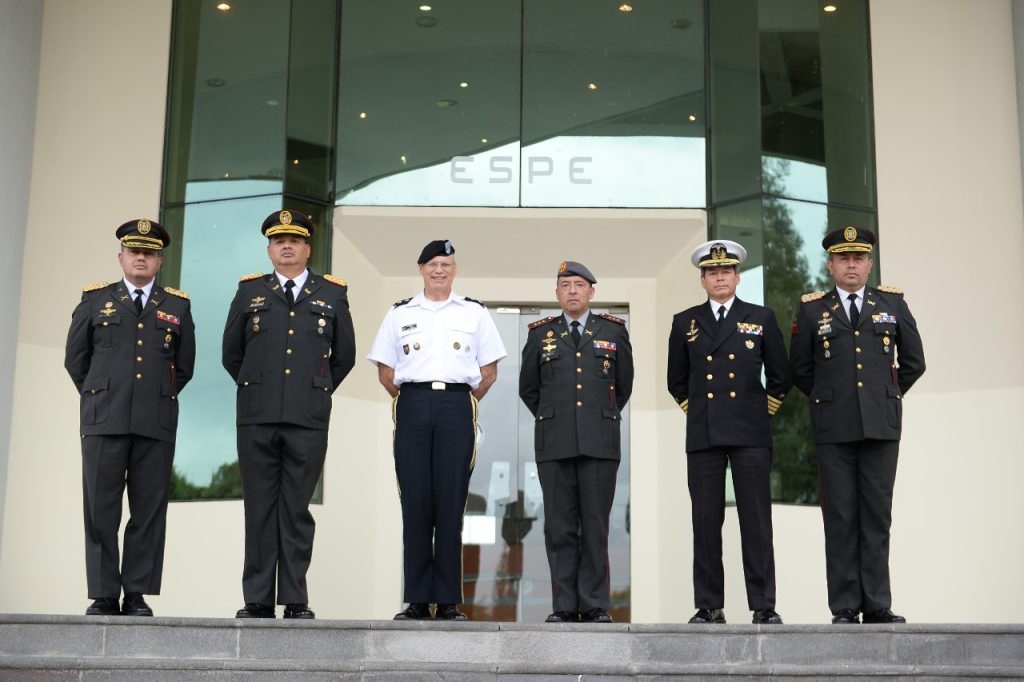 Delegación del Colegio Interamericano de Defensa visita la Universidad de las Fuerzas Armadas-ESPE