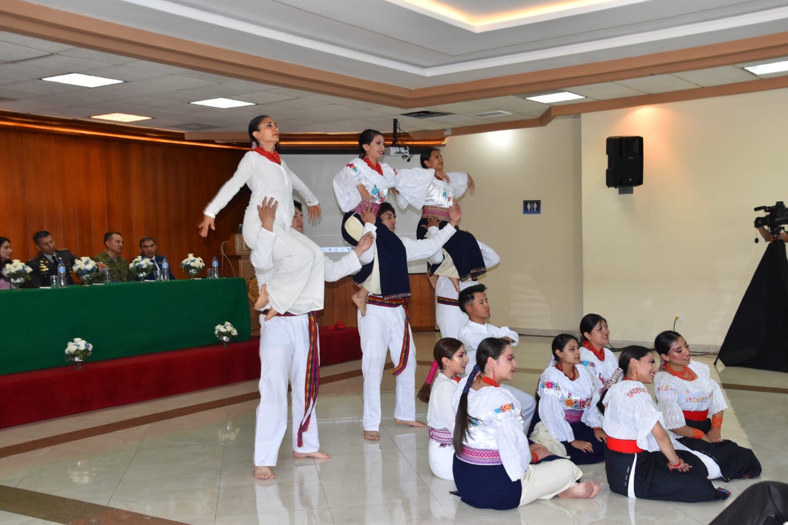 Presentation of Anka Kury ESPE Dance Group