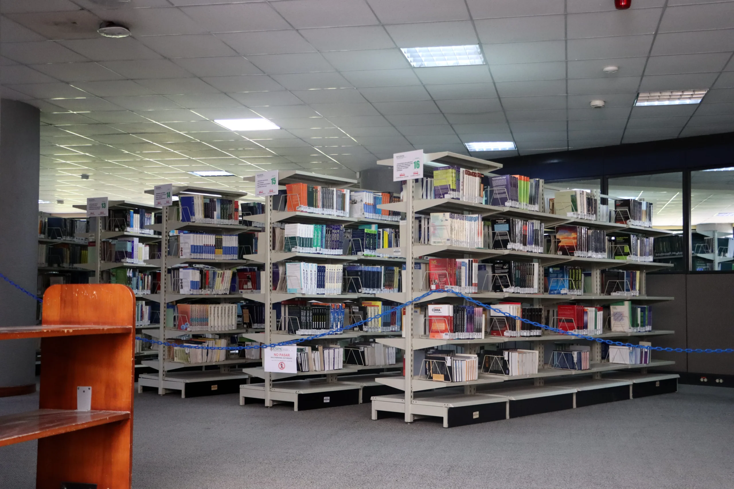 BIBLIOTECA ESPE scaled